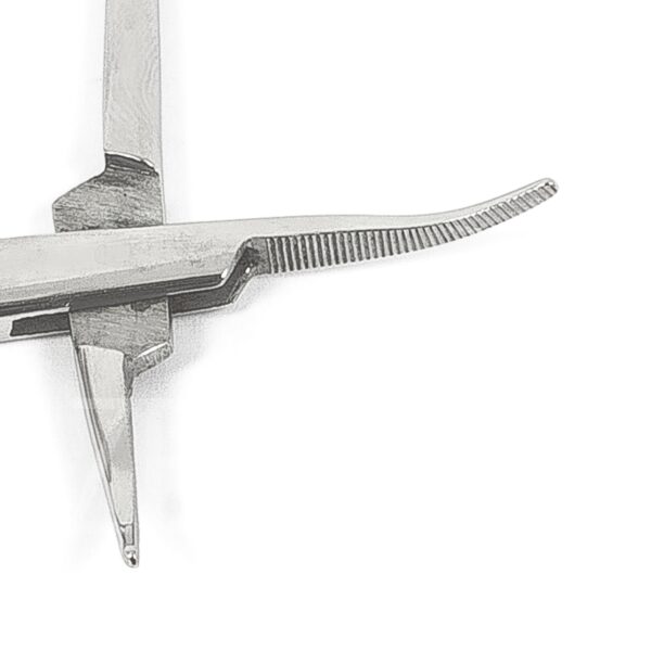 Зажим микроартериальный изогнутый “Москит” матированный 127 мм З-214 ТП арт.300-31